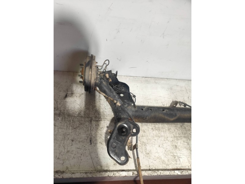 Recambio de puente trasero para ford fiesta (cb1) titanium referencia OEM IAM   TAMBOR / ABS