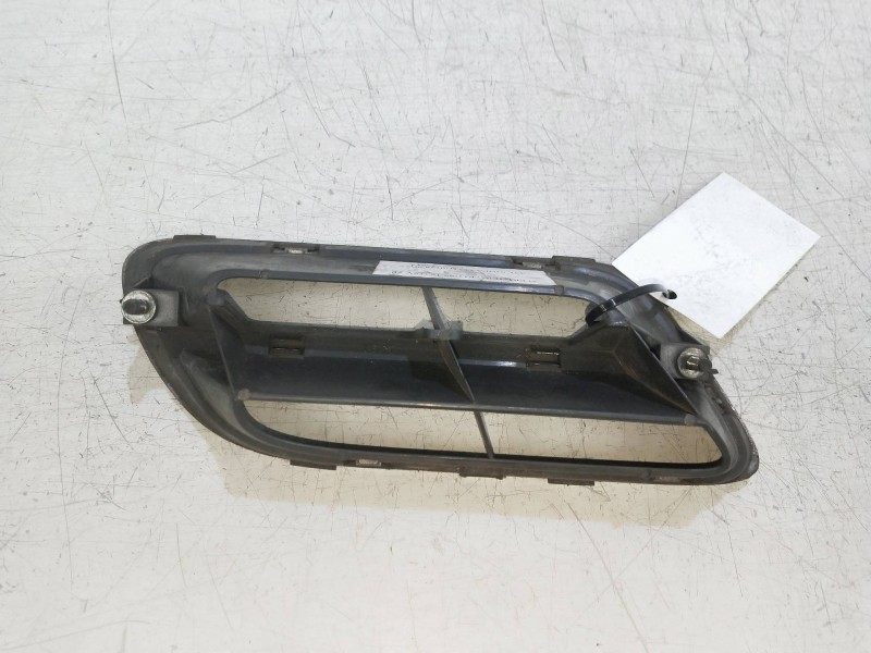 Recambio de rejilla delantera para nissan primera berlina (p11) 1.6 16v cat referencia OEM IAM   