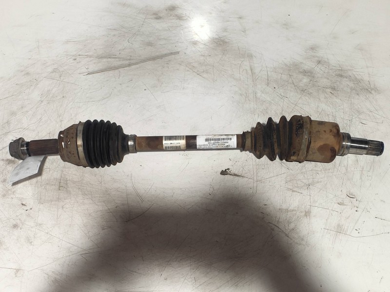 Recambio de transmision delantera izquierda para ford fiesta (cb1) titanium referencia OEM IAM 8V513B437AAA  