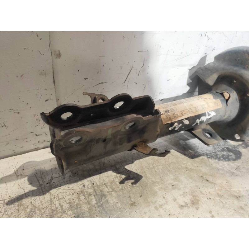 Recambio de amortiguador delantero izquierdo para ford fiesta (cb1) titanium referencia OEM IAM 8V5118K001BH  