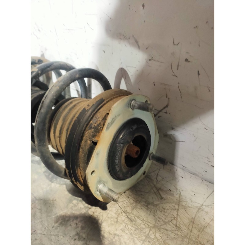 Recambio de amortiguador delantero izquierdo para ford fiesta (cb1) titanium referencia OEM IAM 8V5118K001BH  