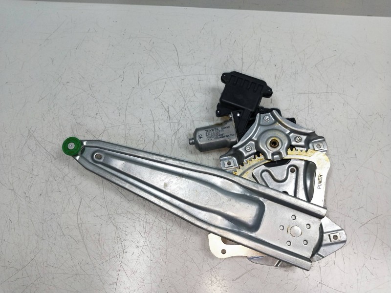 Recambio de elevalunas trasero izquierdo para toyota avensis cross sport (t27) advance referencia OEM IAM 8572005060C 912018104 