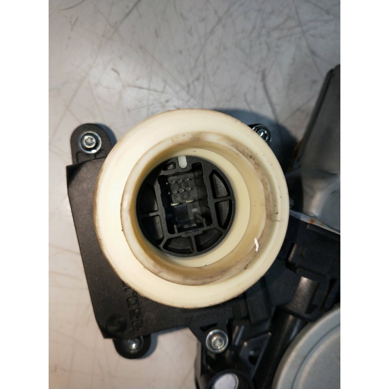 Recambio de elevalunas trasero izquierdo para toyota avensis cross sport (t27) advance referencia OEM IAM 8572005060C 912018104 