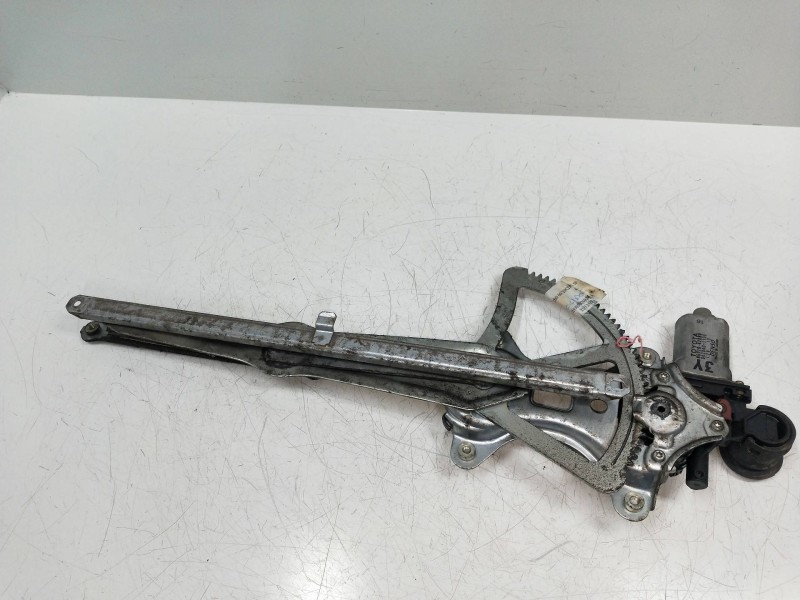 Recambio de elevalunas delantero derecho para toyota avensis verso (m20) 2.0 turbodiesel cat referencia OEM IAM 8571042080 06204
