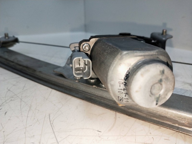 Recambio de elevalunas delantero izquierdo para toyota aygo (kgb/wnb) 1.0 cat referencia OEM IAM 400843C 3P 