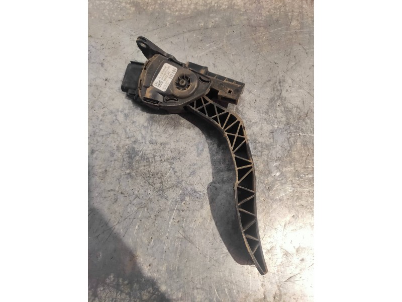 Recambio de potenciometro pedal para ford fiesta (cb1) titanium referencia OEM IAM 8V219F836AB 6PV00951720 