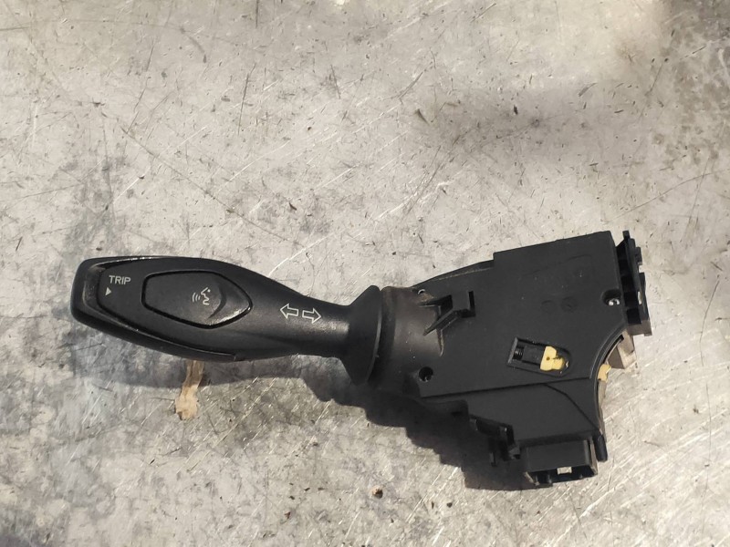 Recambio de mando luces para ford fiesta (cb1) titanium referencia OEM IAM 8A6T13335CC EB8FD 