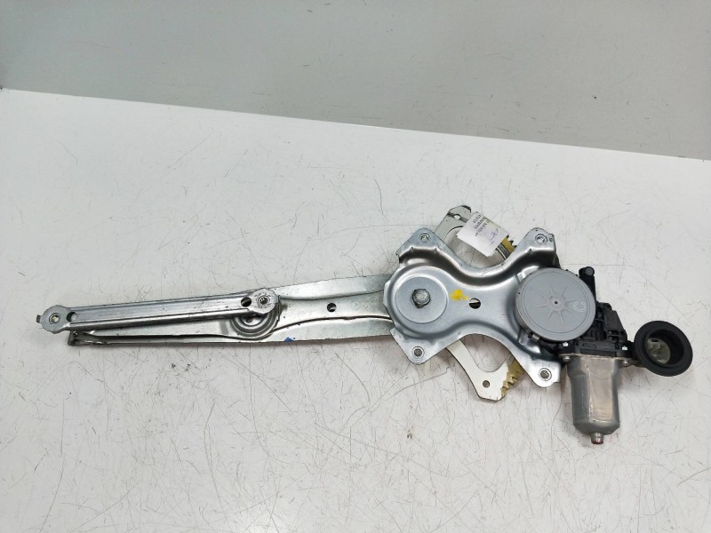 Recambio de elevalunas delantero derecho para toyota corolla (e15) 2.0 turbodiesel cat referencia OEM IAM   4P