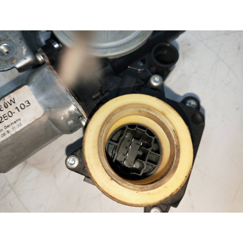 Recambio de elevalunas delantero derecho para toyota corolla verso (r1) 2.2 turbodiesel cat referencia OEM IAM 997250103  5P