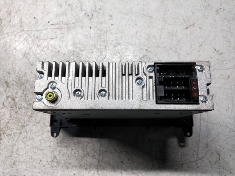 Recambio de sistema audio / radio cd para mercedes sprinterii caja cerrada (desde 01.06) 210/213/216 cdi (906.611/613) referenci