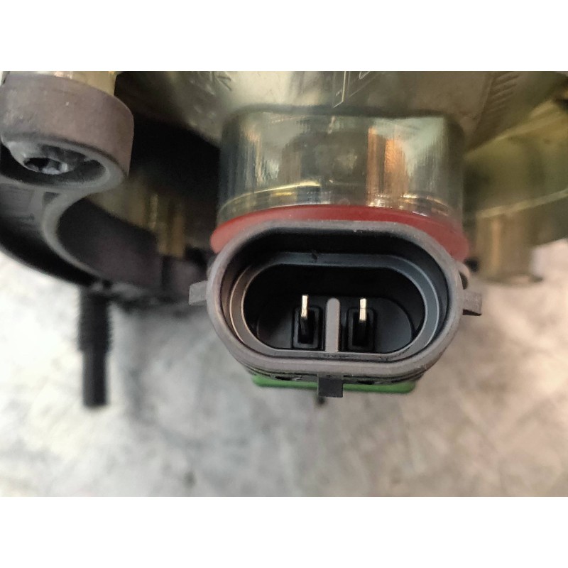 Recambio de faro antiniebla izquierdo para mercedes clase b (w245) 170 (245.232) referencia OEM IAM 0305075001 A2518200756 