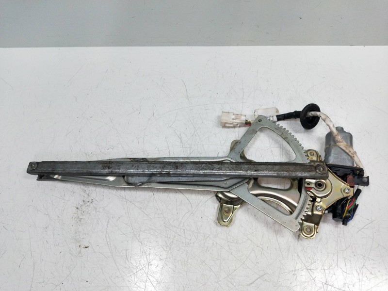 Recambio de elevalunas delantero derecho para lexus gs300 (jzs160) básico referencia OEM IAM 8571030340 0620400240 4P