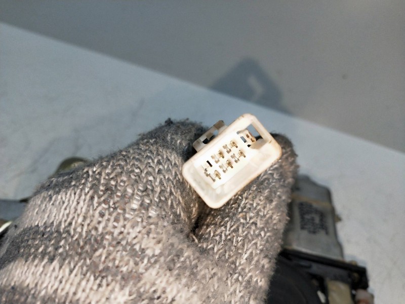 Recambio de elevalunas delantero izquierdo para lexus gs300 (jzs160) básico referencia OEM IAM 8572030280 0620400250 4P