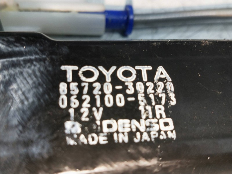 Recambio de elevalunas delantero derecho para lexus gs300 (jzs147) edition referencia OEM IAM 8572030220 0621005173 4P