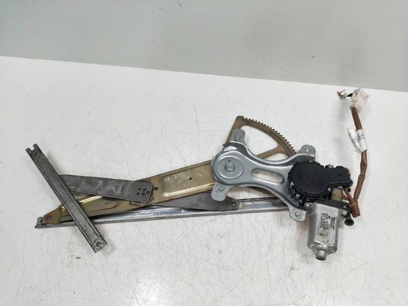 Recambio de elevalunas delantero izquierdo para lexus is200 (gxe10) 2.0 cat referencia OEM IAM 8571053020 0620400923 5P R