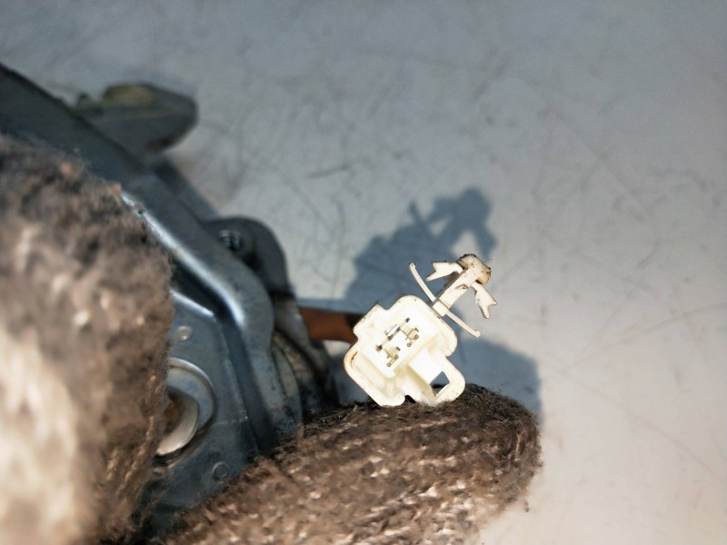 Recambio de elevalunas trasero derecho para lexus is200 (gxe10) referencia OEM IAM 8571053040 2621000191 5P R
