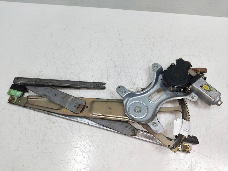 Recambio de elevalunas delantero izquierdo para lexus is200 (gxe10) 2.0 cat referencia OEM IAM   4P