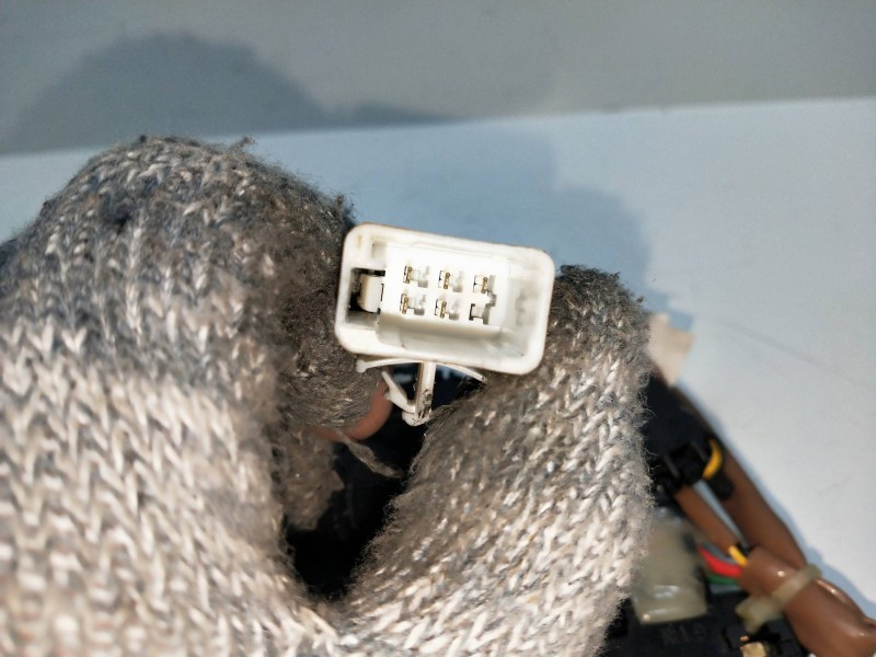 Recambio de elevalunas delantero izquierdo para lexus is200 (gxe10) 2.0 cat referencia OEM IAM 8571053020 0620400923 5P