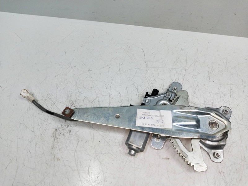Recambio de elevalunas trasero derecho para lexus is200 (gxe10) 2.0 cat referencia OEM IAM 8571053030 0621009851 5P