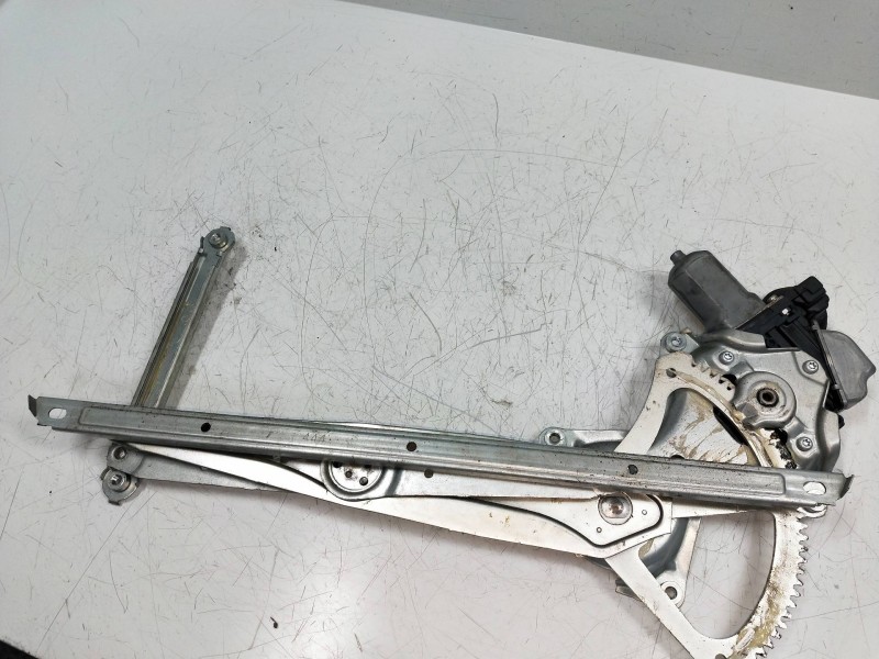 Recambio de elevalunas delantero derecho para lexus ct 200h referencia OEM IAM   5P