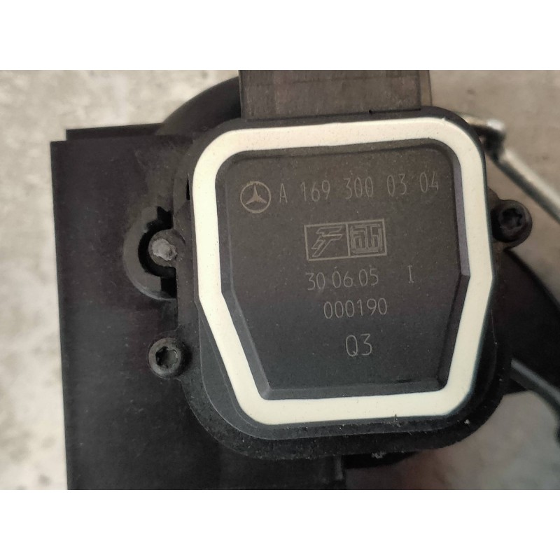 Recambio de potenciometro pedal para mercedes clase b (w245) 170 (245.232) referencia OEM IAM A1693000304  