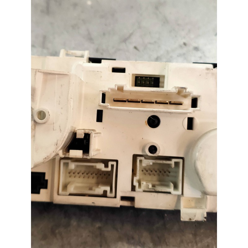 Recambio de mando calefaccion / aire acondicionado para mercedes clase b (w245) 170 (245.232) referencia OEM IAM A1698300585 697