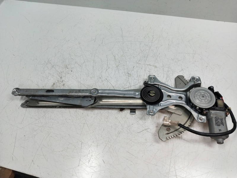 Recambio de elevalunas delantero derecho para toyota previa (r30) 2.0 turbodiesel cat referencia OEM IAM 8571044010 0621007853 5