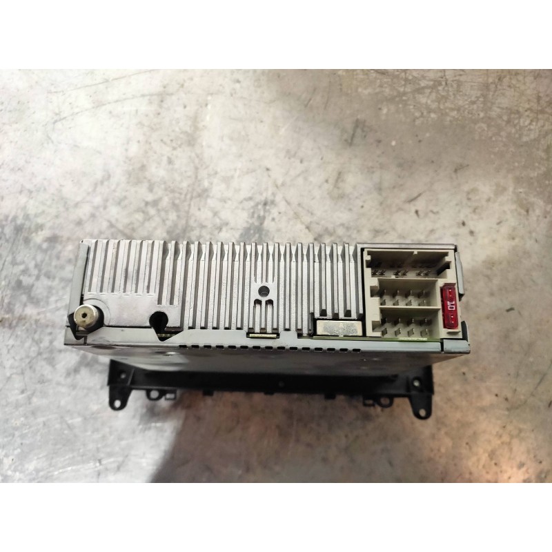 Recambio de sistema audio / radio cd para mercedes clase b (w245) 170 (245.232) referencia OEM IAM A1698200286 BE6086 