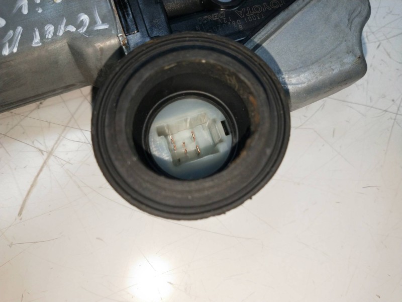 Recambio de elevalunas delantero derecho para toyota prius (nhw30) referencia OEM IAM   5P Recambio de elevalunas delantero derecho para toyota prius (nhw30) referencia OEM IAM   5P