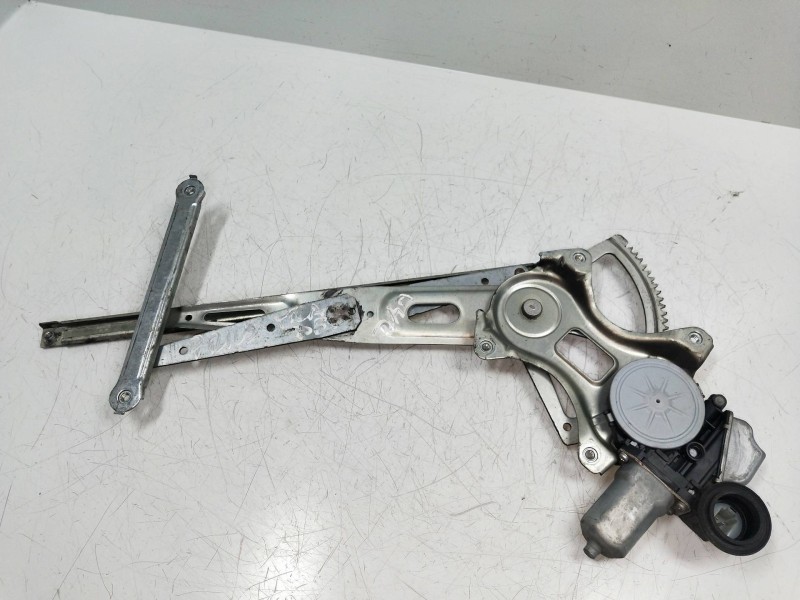 Recambio de elevalunas trasero derecho para toyota prius (nhw30) referencia OEM IAM   5P Recambio de elevalunas trasero derecho para toyota prius (nhw30) referencia OEM IAM   5P