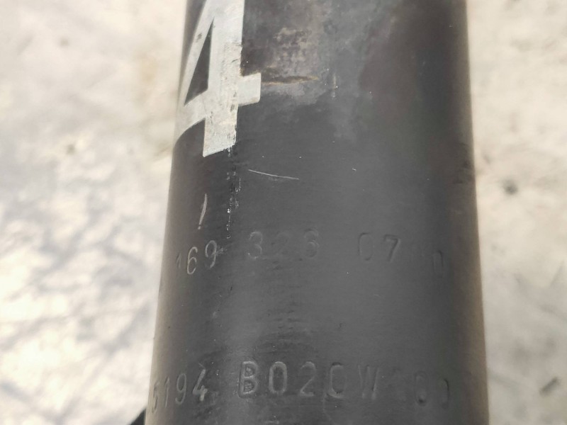 Recambio de amortiguador trasero derecho para mercedes clase b (w245) 170 (245.232) referencia OEM IAM A1693260700  