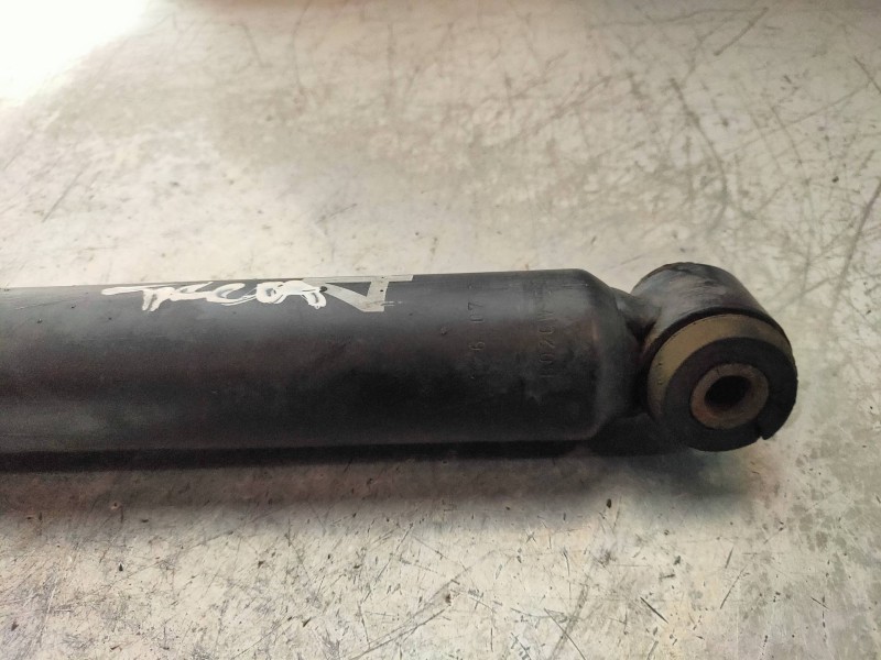 Recambio de amortiguador trasero izquierdo para mercedes clase b (w245) 170 (245.232) referencia OEM IAM A1693260700  