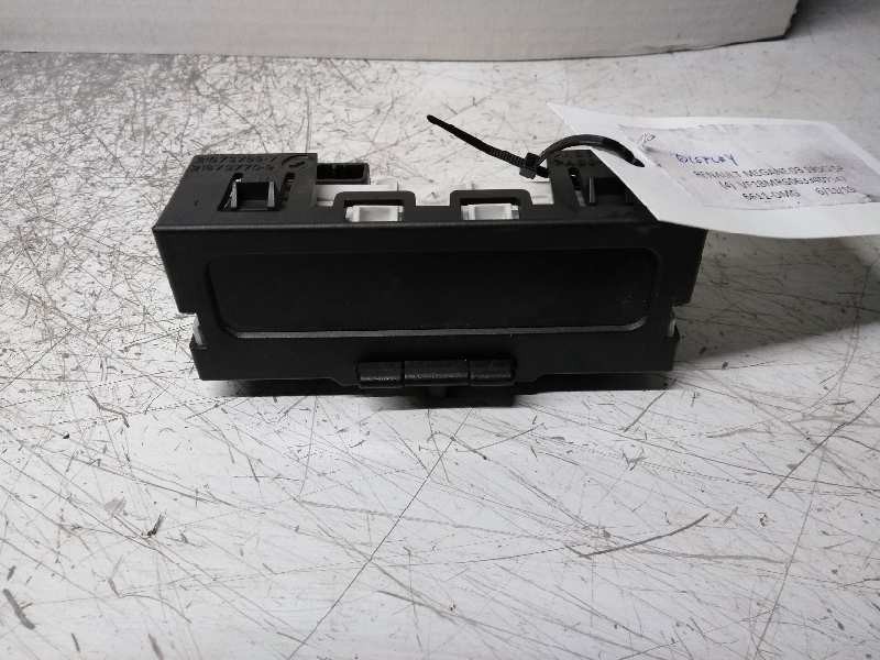 Recambio de pantalla multifuncion para renault megane ii berlina 5p confort authentique referencia OEM IAM 8200350498A 216759961