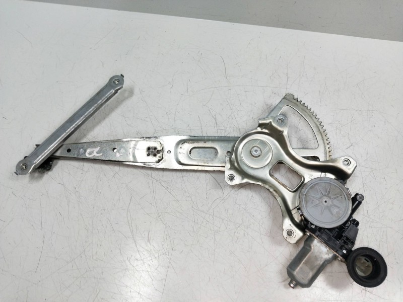 Recambio de elevalunas delantero derecho para toyota rav 4 (a3) 2.2 d-cat referencia OEM IAM   5P
