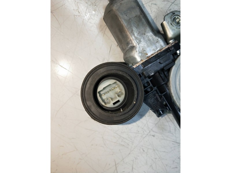 Recambio de elevalunas delantero derecho para toyota rav 4 (a3) 2.2 d-cat referencia OEM IAM   5P