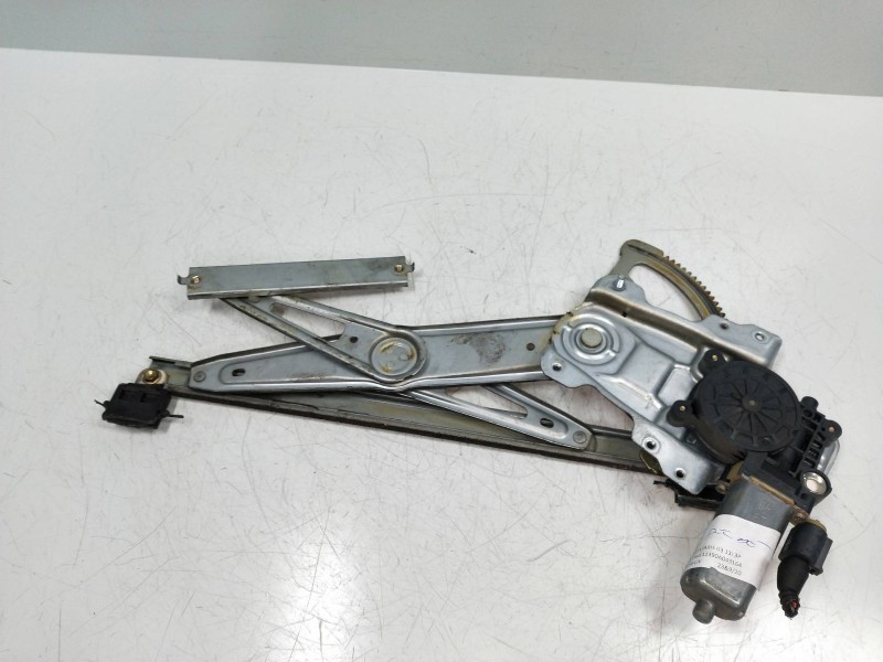 Recambio de elevalunas delantero derecho para toyota yaris (ncp1/nlp1/scp1) 1.3 expo referencia OEM IAM   3P