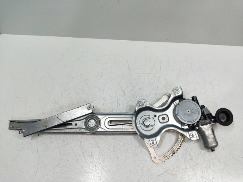 Recambio de elevalunas delantero derecho para toyota yaris (ksp9/scp9/nlp9) 1.4 turbodiesel cat referencia OEM IAM 857100D100 97