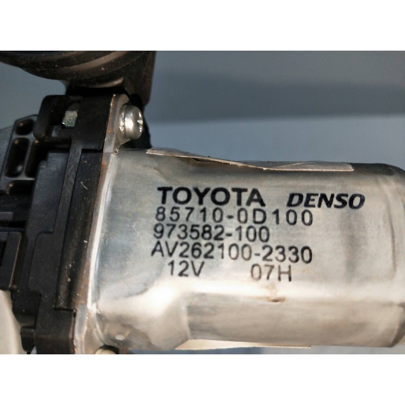 Recambio de elevalunas delantero derecho para toyota yaris (ksp9/scp9/nlp9) 1.4 turbodiesel cat referencia OEM IAM 857100D100 97