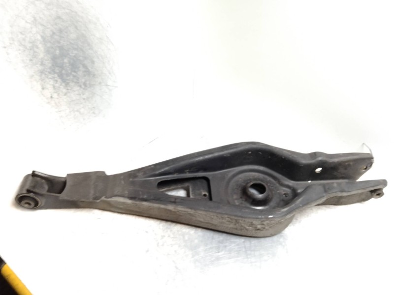 Recambio de brazo suspension inferior trasero izquierdo para lancia lybra berlina 2.4 jtd cat referencia OEM IAM   