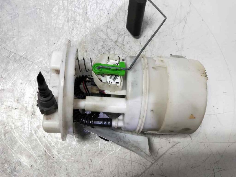 Recambio de bomba combustible para dacia sandero 1.4 cat referencia OEM IAM 8200903683 0974690990201 MARWAL AFORADOR