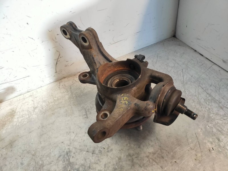 Recambio de mangueta delantera izquierda para kia cee´d drive referencia OEM IAM   