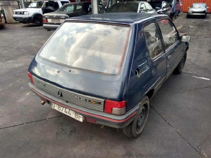 peugeot 205 berlina del año 1992
