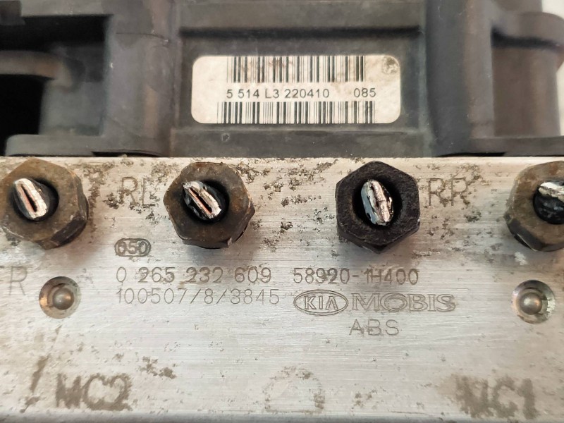 Recambio de abs para kia cee´d drive referencia OEM IAM 0265232609 589201H400 0265800972 BOSCH