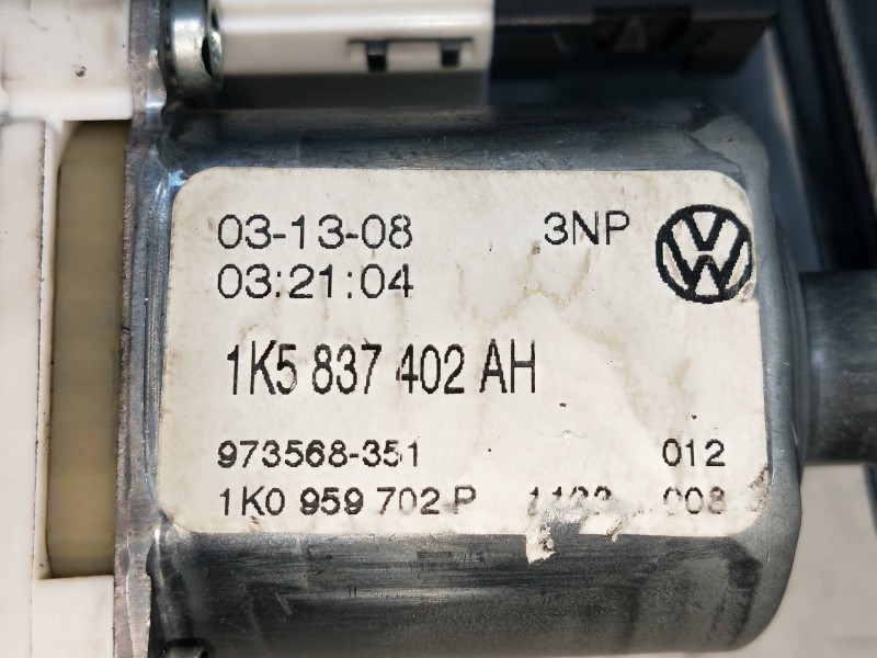 Recambio de elevalunas delantero derecho para volkswagen jetta (1k2) 2.0 tdi referencia OEM IAM 1K0959702P 1K5837402AH 4P
