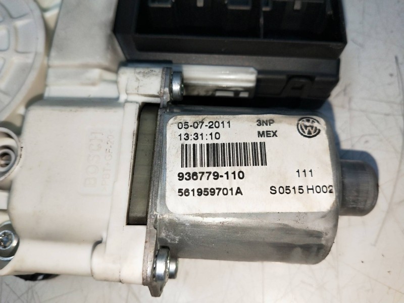 Recambio de elevalunas delantero izquierdo para volkswagen jetta (162) 2.0 tdi referencia OEM IAM 936779110 561959701A 4P