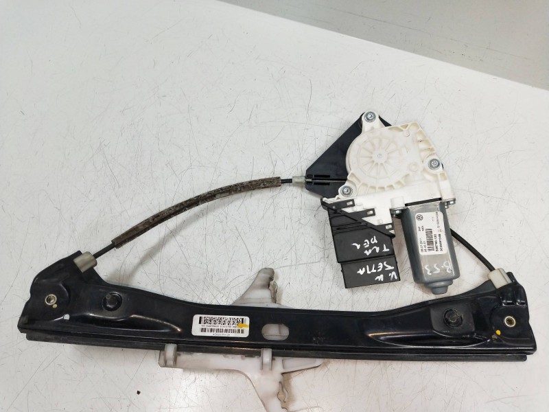 Recambio de elevalunas trasero derecho para volkswagen jetta (162) 2.0 tdi referencia OEM IAM 936790120 3C0959704B 4P