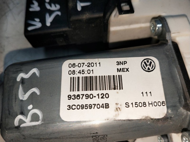 Recambio de elevalunas trasero derecho para volkswagen jetta (162) 2.0 tdi referencia OEM IAM 936790120 3C0959704B 4P