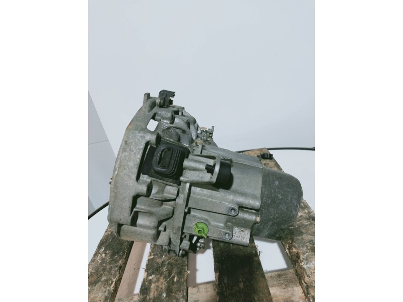 Recambio de caja cambios para renault 11 1.4 gtl referencia OEM IAM JB5009 S110851 