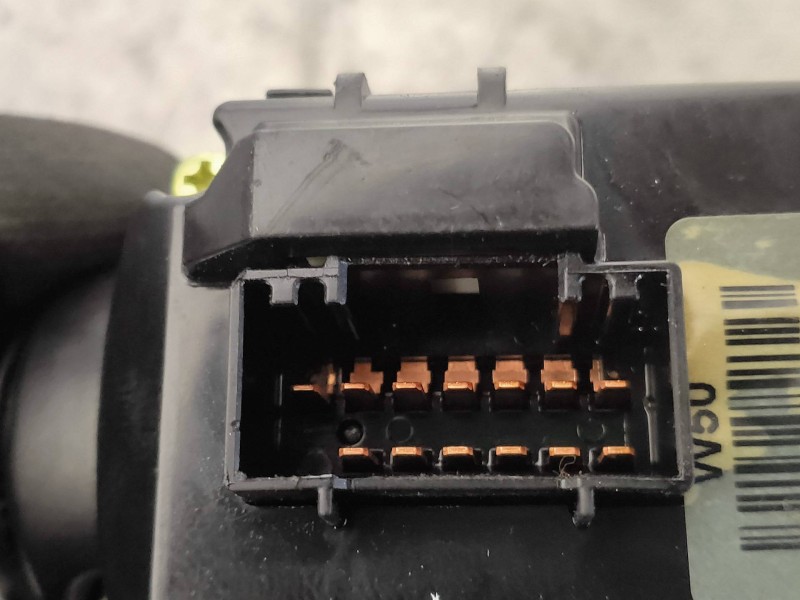 Recambio de mando limpia para kia cee´d drive referencia OEM IAM 934201H500  