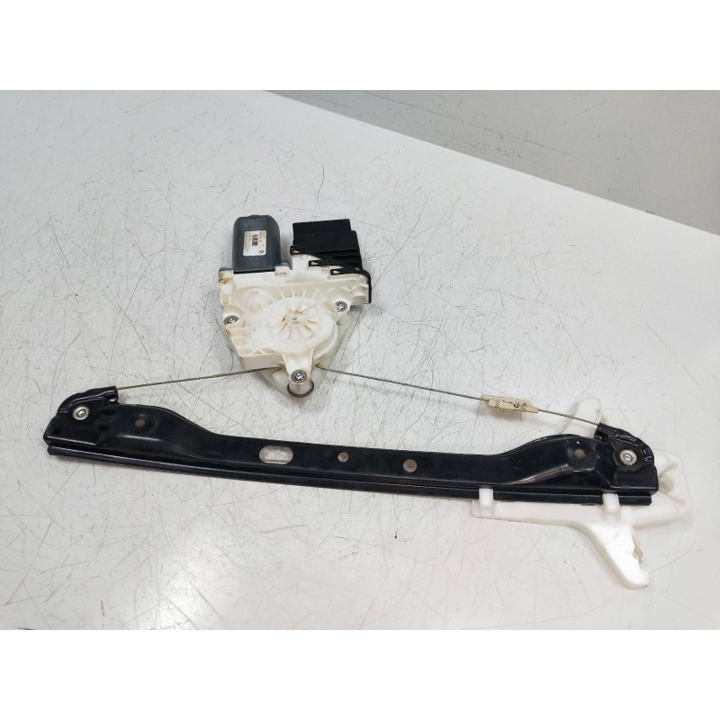 Recambio de elevalunas delantero derecho para volkswagen passat berlina (3c2) 2.0 tdi referencia OEM IAM 1K0959704F 974198107 4P